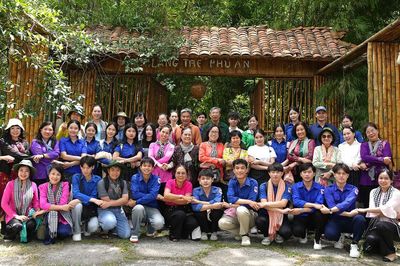 Hành trình hữu nghị gắn kết gia đình Việt với sinh viên Lào, Campuchia