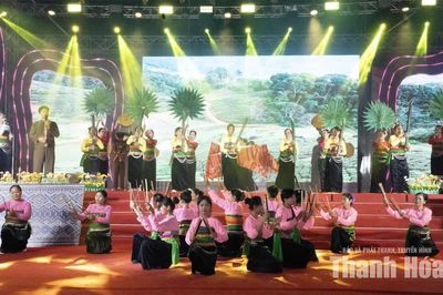 Lên thác Mây khám phá đời sống người Mường
