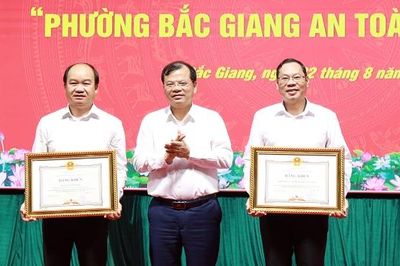 Bắc Ninh: Sơ kết mô hình "Phường Bắc Giang an toàn giao thông"