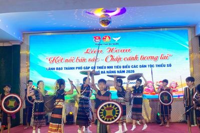 Kết nối thiếu nhi dân tộc thiểu số với tri thức và công nghệ