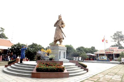 Tham quan di sản theo dòng Đồng Nai