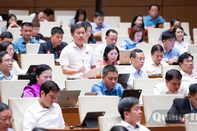 Đề nghị bảo đảm mức chi tối thiểu cho ngân sách cấp xã, ưu tiên nguồn lực cải cách tiền lương