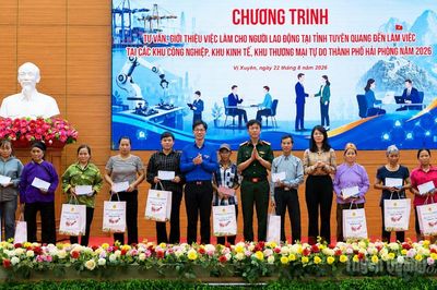 Gần 500 đoàn viên, người lao động tìm hiểu cơ hội việc làm tại Hải Phòng