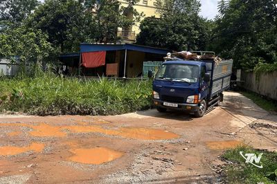 Người dân mong sớm sửa chữa tuyến đường xuống cấp