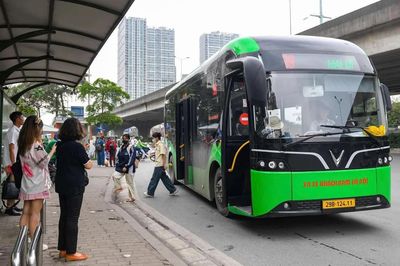 Hà Nội miễn phí xe buýt, tàu điện dịp 2/9, tăng mạnh phương tiện tại các điểm nóng
