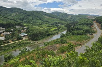 Cận cảnh 15km tuyến nối hai nhánh đường Hồ Chí Minh đang thi công ở Quảng Trị