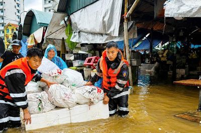 Công an Lạng Sơn chủ động ứng phó mưa lũ, kịp thời hỗ trợ Nhân dân