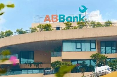 Cổ đông ABBank (ABB) thông qua phương án tăng vốn lên gần 27.000 tỷ đồng, rộng cửa lên sàn HoSE