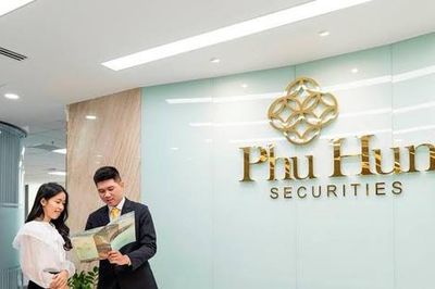 Cổ đông liên quan lãnh đạo gom lượng lớn cổ phiếu Chứng khoán Phú Hưng (PHS)