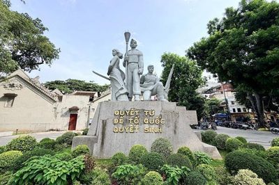 Di chuyển tượng đài 'Quyết tử để Tổ quốc quyết sinh' về Bộ Tư lệnh Thủ đô
