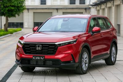 Giá xe Honda CR-V mới nhất tháng 8/2026