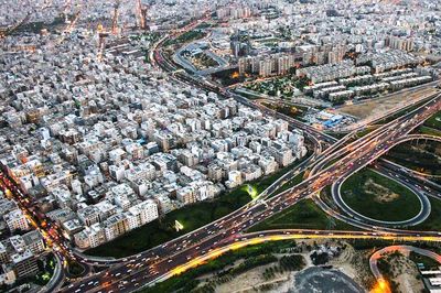 Mỹ hướng đến chiến tranh kinh tế với Iran: Cú sốc mới đối với kinh tế toàn cầu