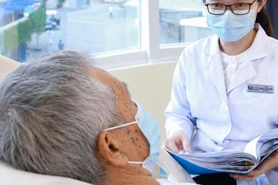 Người đàn ông 68 tuổi đột quỵ vì sai lầm này trong lúc điều trị bệnh tiểu đường