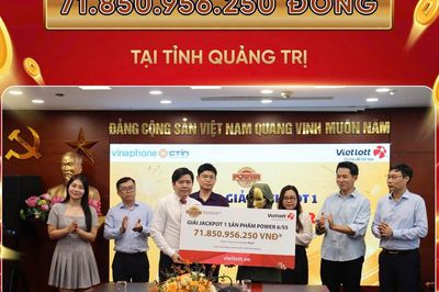 May mắn liên tục mỉm cười, người đàn ông trúng hơn 71 tỷ Vietlott đã từng trúng xổ số 1.103 lần