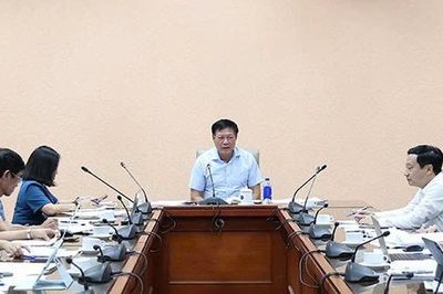 Bộ Y tế hoàn thiện chính sách khen thưởng, hỗ trợ thực hiện tốt công tác dân số