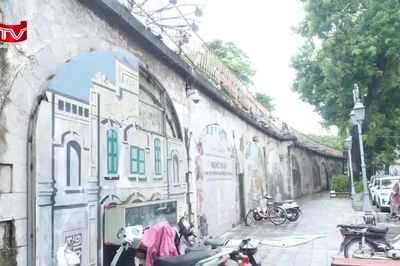 Vòm cầu Phùng Hưng: Từ dấu tích đường sắt đến không gian văn hóa