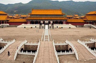 Cảnh tượng khác lạ ở 'Hollywood của Trung Quốc'