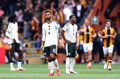 Man United và chuyến tàu bị hủy: Có quá sớm để hoảng loạn?