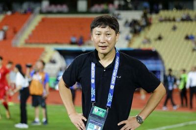 HLV Kim Sang-sik và cái duyên đặc biệt tại 'thánh địa' Rajamangala