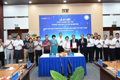 Hợp tác xây dựng Cổng thông tin học tập quốc gia