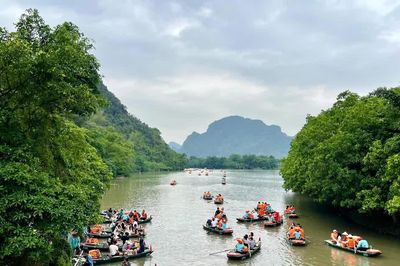 Ninh Bình tạm dừng nhiều tuyến tham quan du lịch do ảnh hưởng của mưa, bão