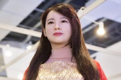Vì sao con người sợ những thứ giống hệt mình?