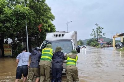 Bắc Ninh: Lũ trên sông Lục Nam và sông Thương vượt báo động 3, nguy cơ ngập sâu và sạt lở đê