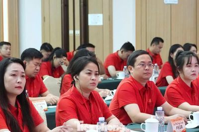 Thanh niên Việt Nam tìm hiểu, theo dấu chân Bác Hồ trên đất Trung Quốc