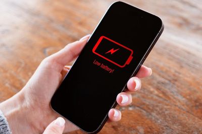 10 cách kéo dài thời lượng pin iPhone trong tình huống khẩn cấp
