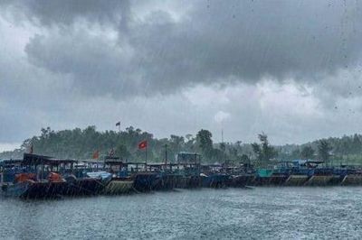Hai đặc khu của Quảng Ninh ứng phó khẩn cấp với bão số 4