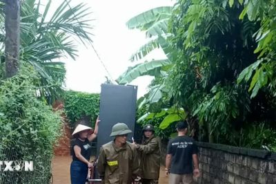 Mưa lũ và sạt lở đất làm 1 người chết và nhiều thiệt hại tại các địa phương