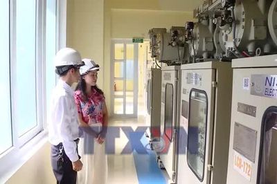 Nghị quyết 57: Đưa công nghệ vào từng mắt xích của lưới điện