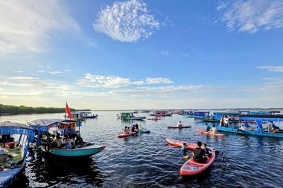 Khám phá vẻ đẹp làng chài bên Phá Tam Giang