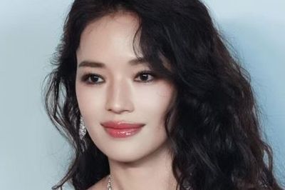 Thư Kỳ được khen ngợi
