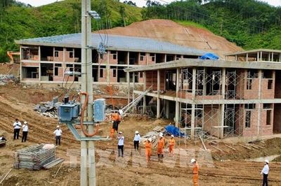 Hoàn thiện hạ tầng điện, tạo nền tảng cho các điểm trường vùng biên