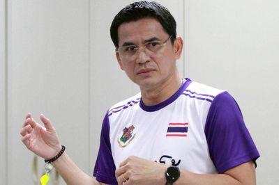 Kiatisuk phản ứng sau chiến thắng của tuyển Việt Nam