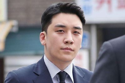 Cựu thành viên BIGBANG xuất hiện tại Việt Nam, ngoại hình khác lạ sau thời gian dài vắng bóng