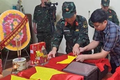 Tuyên Quang phát hiện và đưa 8 hài cốt liệt sĩ về nhà quàn