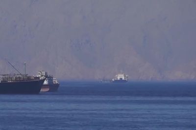 Iran cho phép một số tàu chở dầu của Iraq qua eo biển Hormuz