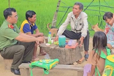 “Công an về làng” gây chú ý trên mạng xã hội