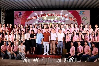Thí sinh tham dự cuộc thi Hoa hậu Việt Nam 2026 trải nghiệm văn hóa Lai Châu tại chợ đêm San Thàng