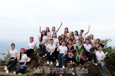 Thí sinh tham gia Hoa hậu Việt Nam 2026 trải nghiệm văn hóa Mông tại bản Lao Chải