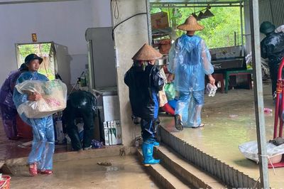 Mưa lớn gây ngập sâu, sạt lở tại xã Văn Lãng