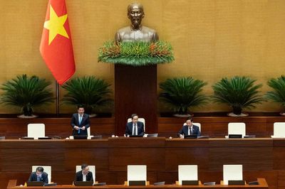 Tiếp tục hoàn thiện Bộ luật Hình sự, bảo đảm nghiêm minh, khả thi