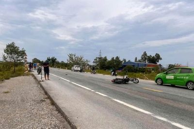 Nghệ An: Va chạm cọc tiêu trên tuyến tránh Vinh, một thanh niên tử vong