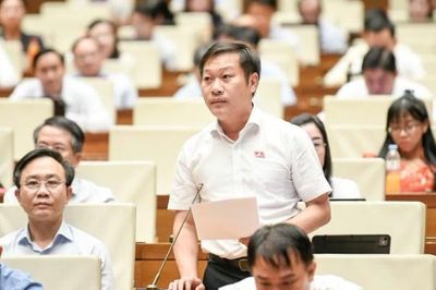 Lương gần 6 triệu đồng/tháng, đại biểu nói gì về mục tiêu 'sống được bằng lương'?