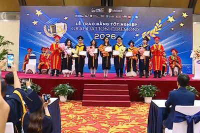 Trường Quốc tế trao bằng tốt nghiệp cho 1.160 tân cử nhân, thạc sĩ