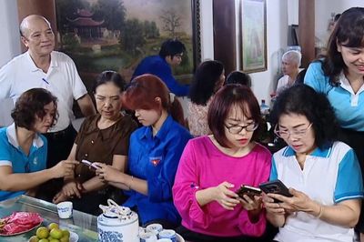Phường Giảng Võ tích cực triển khai mô hình cộng đồng số