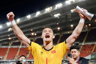 Những pha cứu thua xuất thần của Lê Giang Patrik