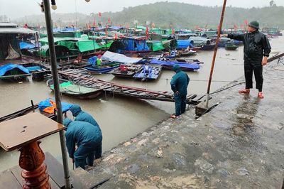 Bộ Chỉ huy Quân sự Quảng Ninh huy động gần 4.000 người ứng phó bão số 4